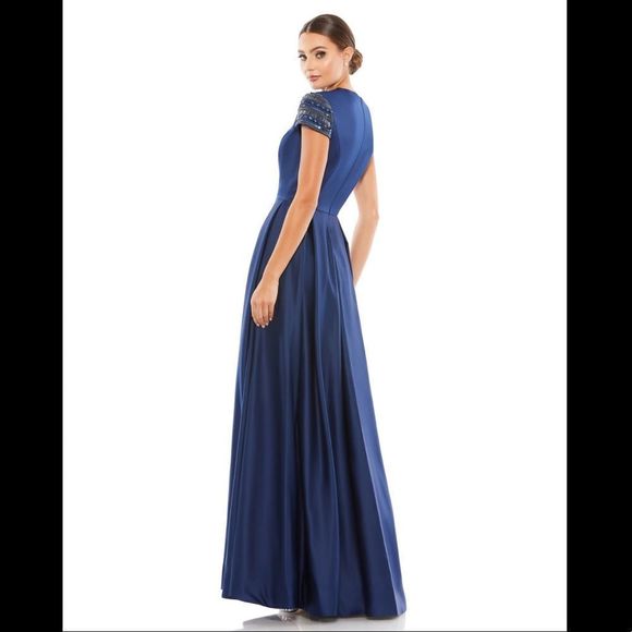 MAC DUGGAL ELEGANT HAND-BEADED CAP SLEEVE A-LINE GOWN - Picture 3 of 10